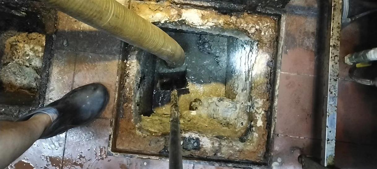刚察污水池清理一般都有毒气，怎么预防中毒呢？