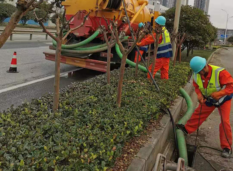刚察市政管道清淤